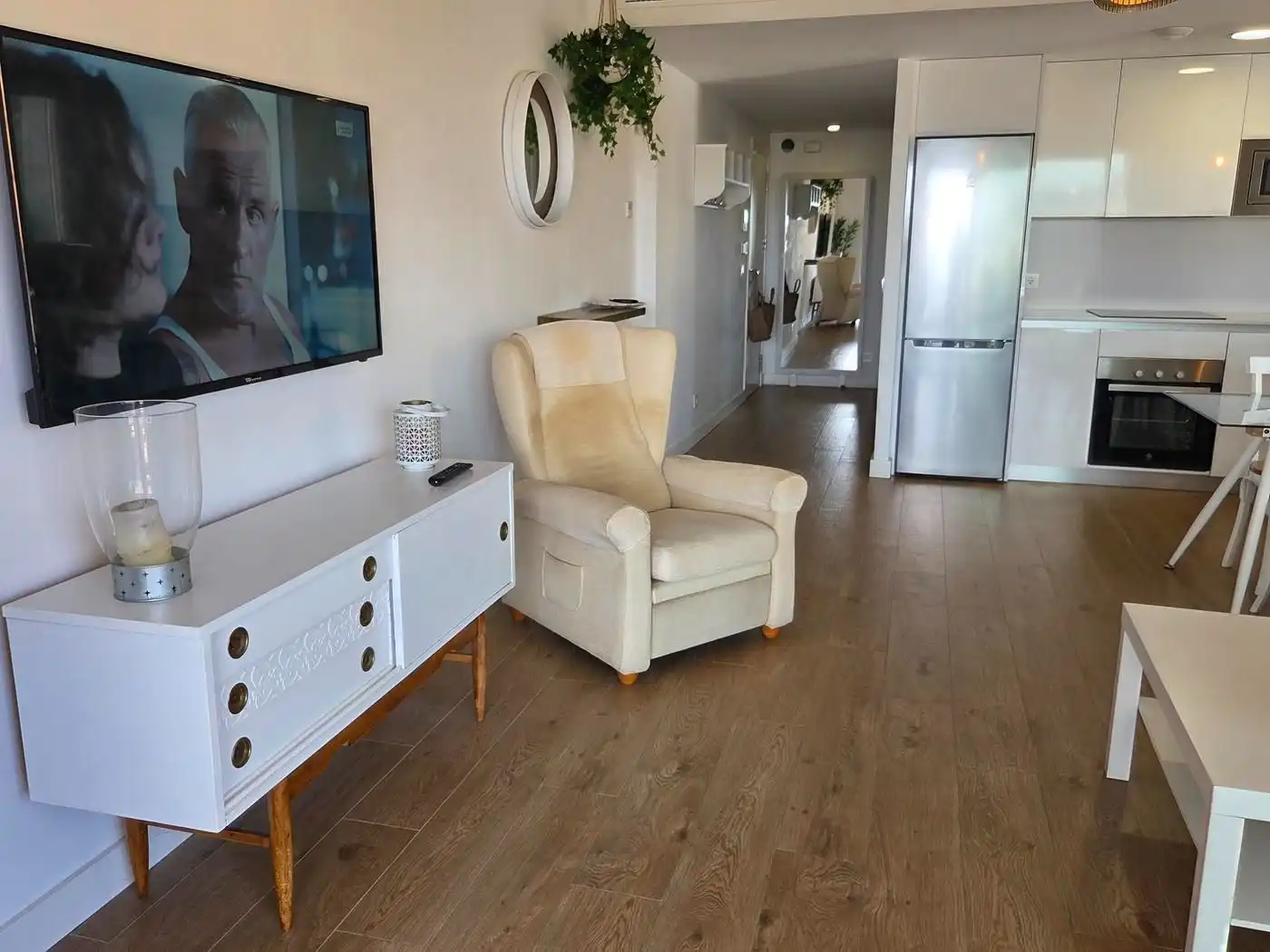 Sala d'estar de Apartament de lloguer en Torrox amb Aire condicionat, Calefacció i Terrassa