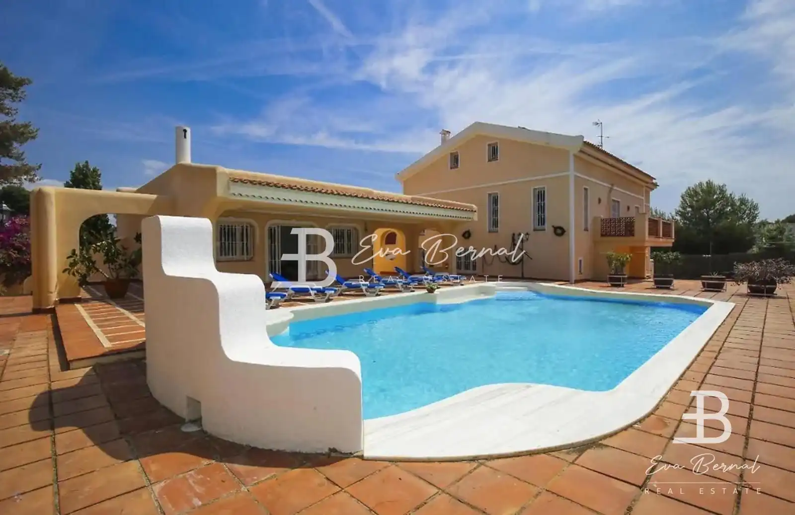 Piscina de Finca rústica en venda en Salou amb Aire condicionat, Calefacció i Jardí privat