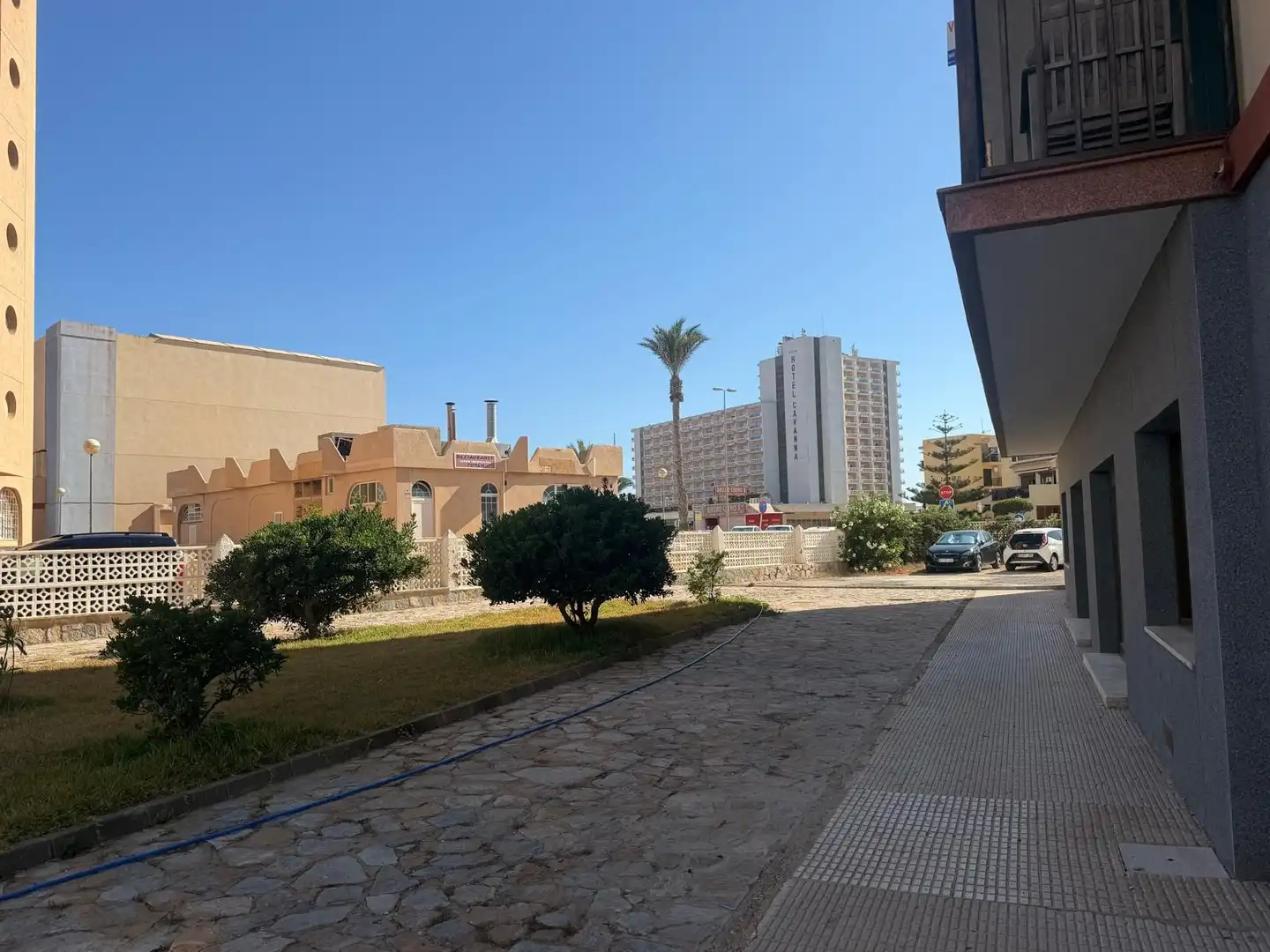 Vista exterior de Piso en venta en La Manga del Mar Menor con Terraza
