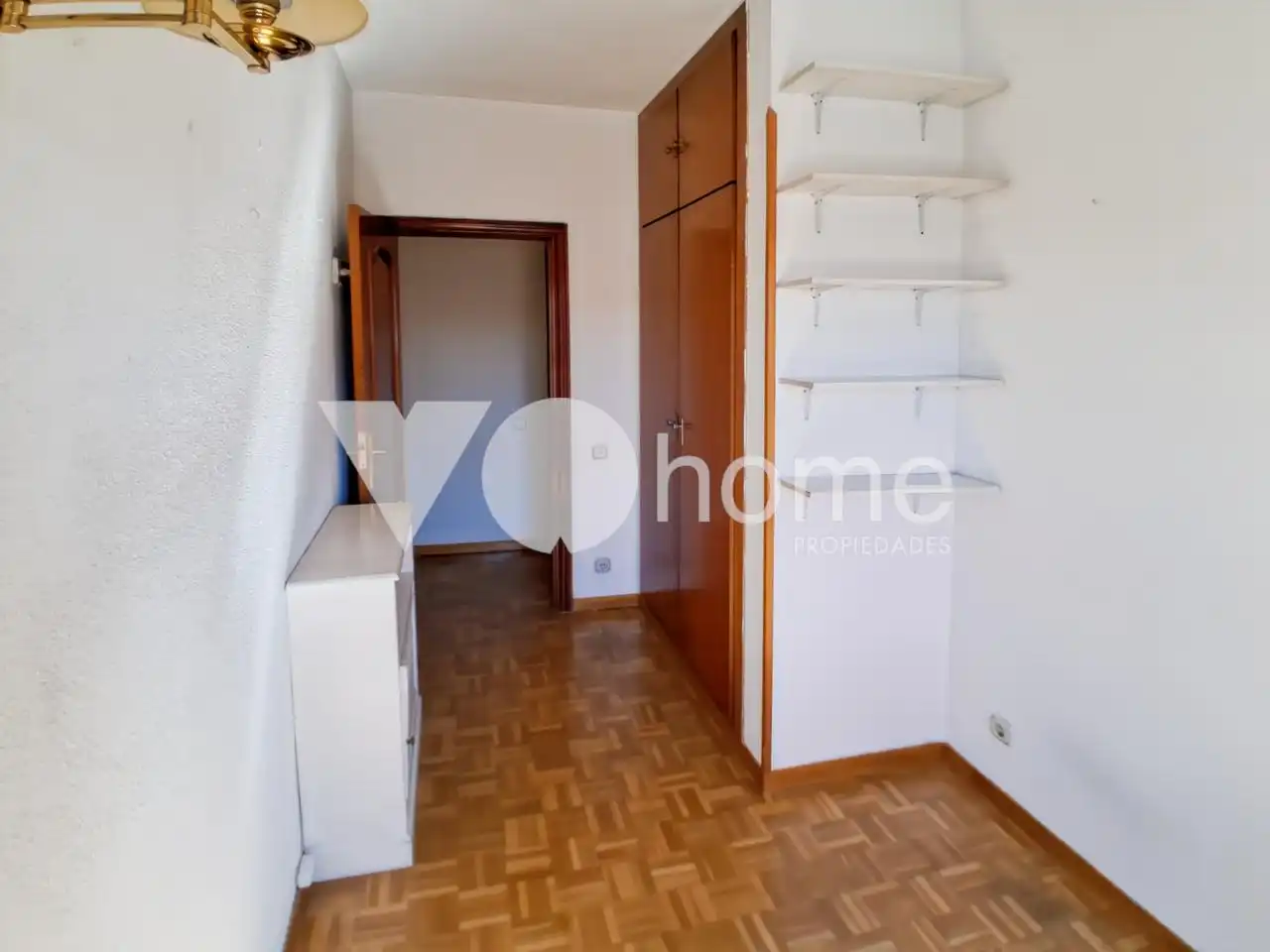 Bedroom of Flat for sale in Madrid  with Air Conditioner, Heating and Terrace