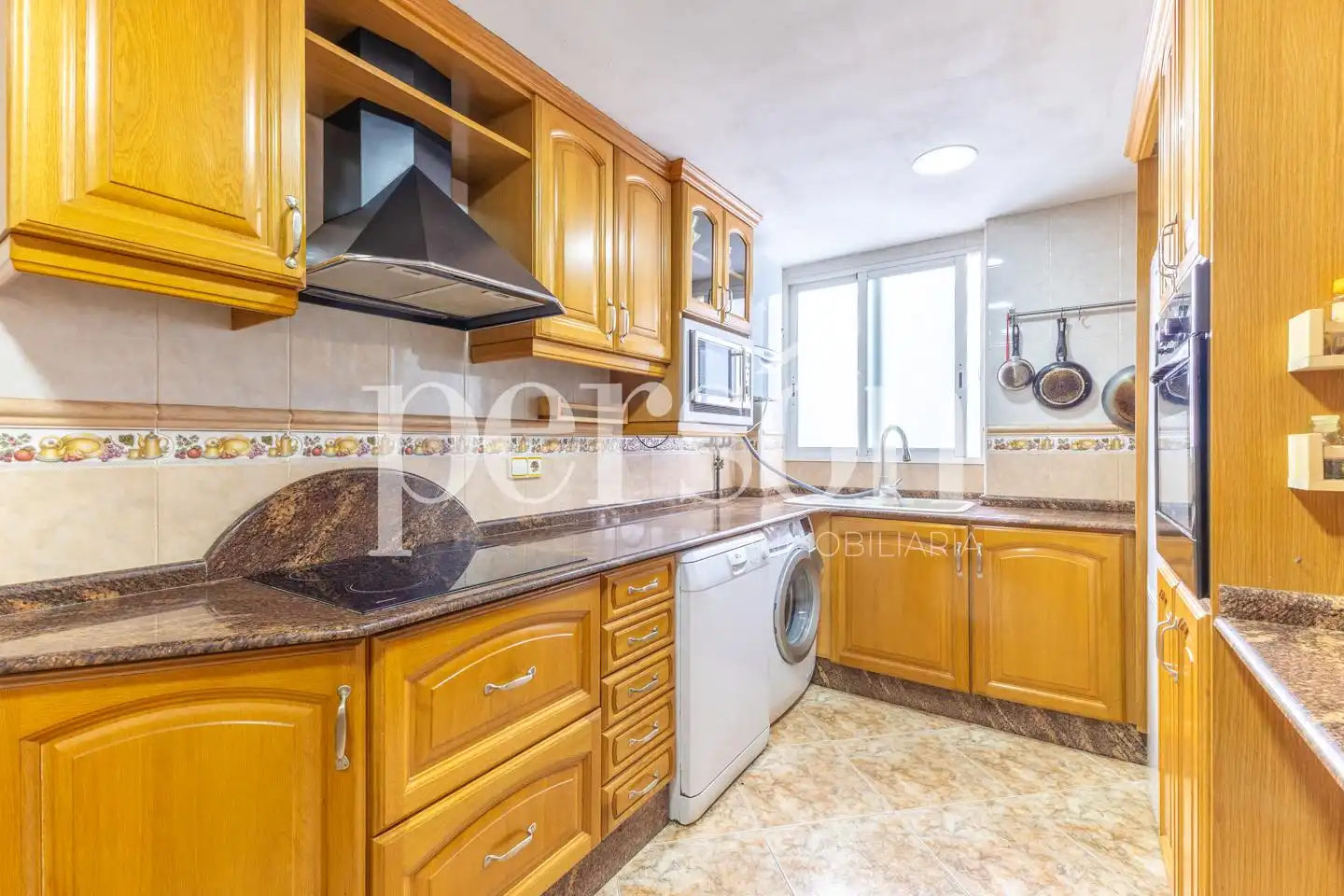 Cocina de Piso de alquiler en Valencia con Aire acondicionado y Amueblado