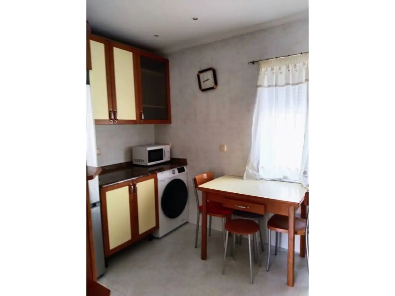 Kitchen of Flat for rent in Burgos  with Heating, Terrace and Furnished