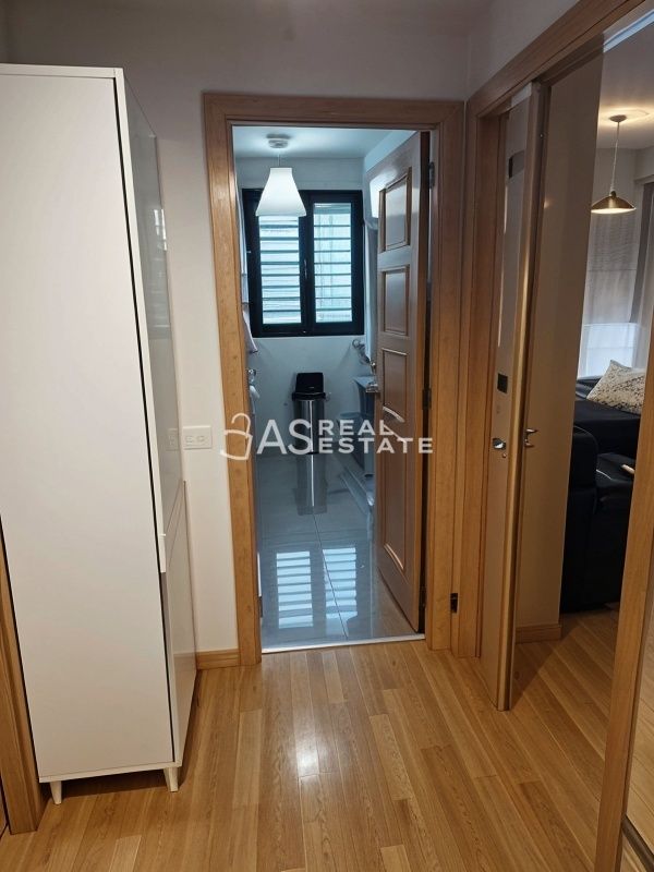Flat for sale in  Madrid Capital  with Air Conditioner, Swimming Pool and Furnished