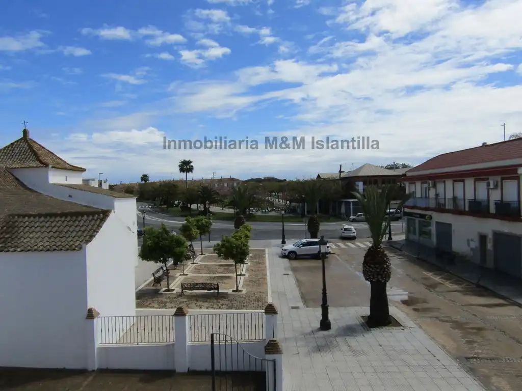 Vista exterior de Piso en venta en Isla Cristina con Aire acondicionado, Terraza y Amueblado