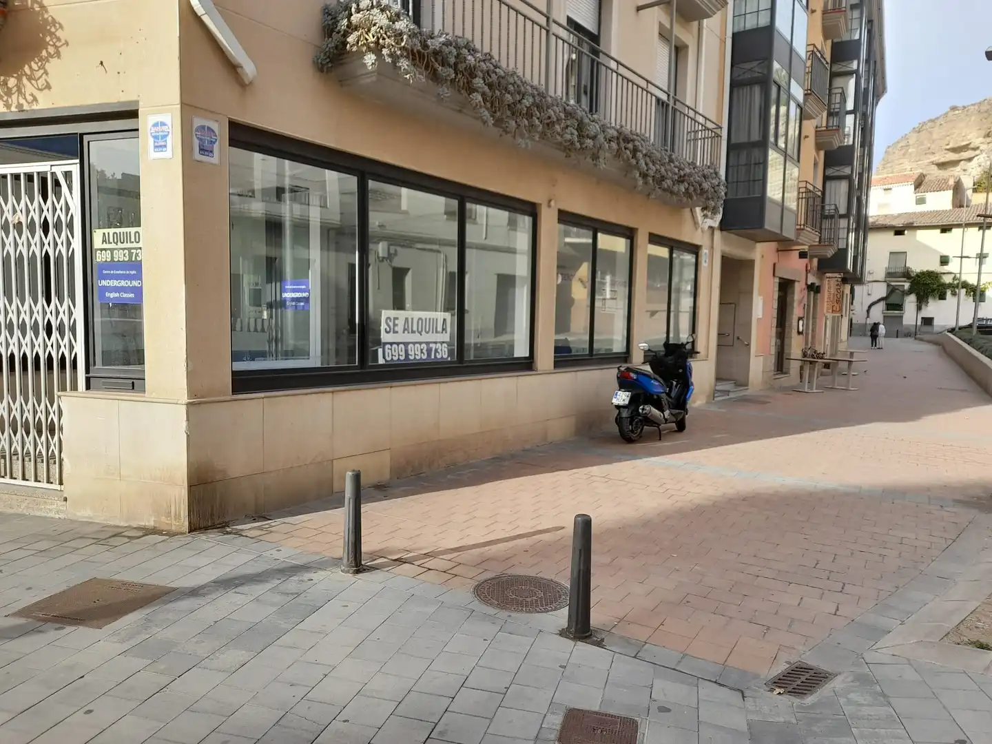 Vista exterior de Local de alquiler en Calatayud con Aire acondicionado, Calefacción y Parquet