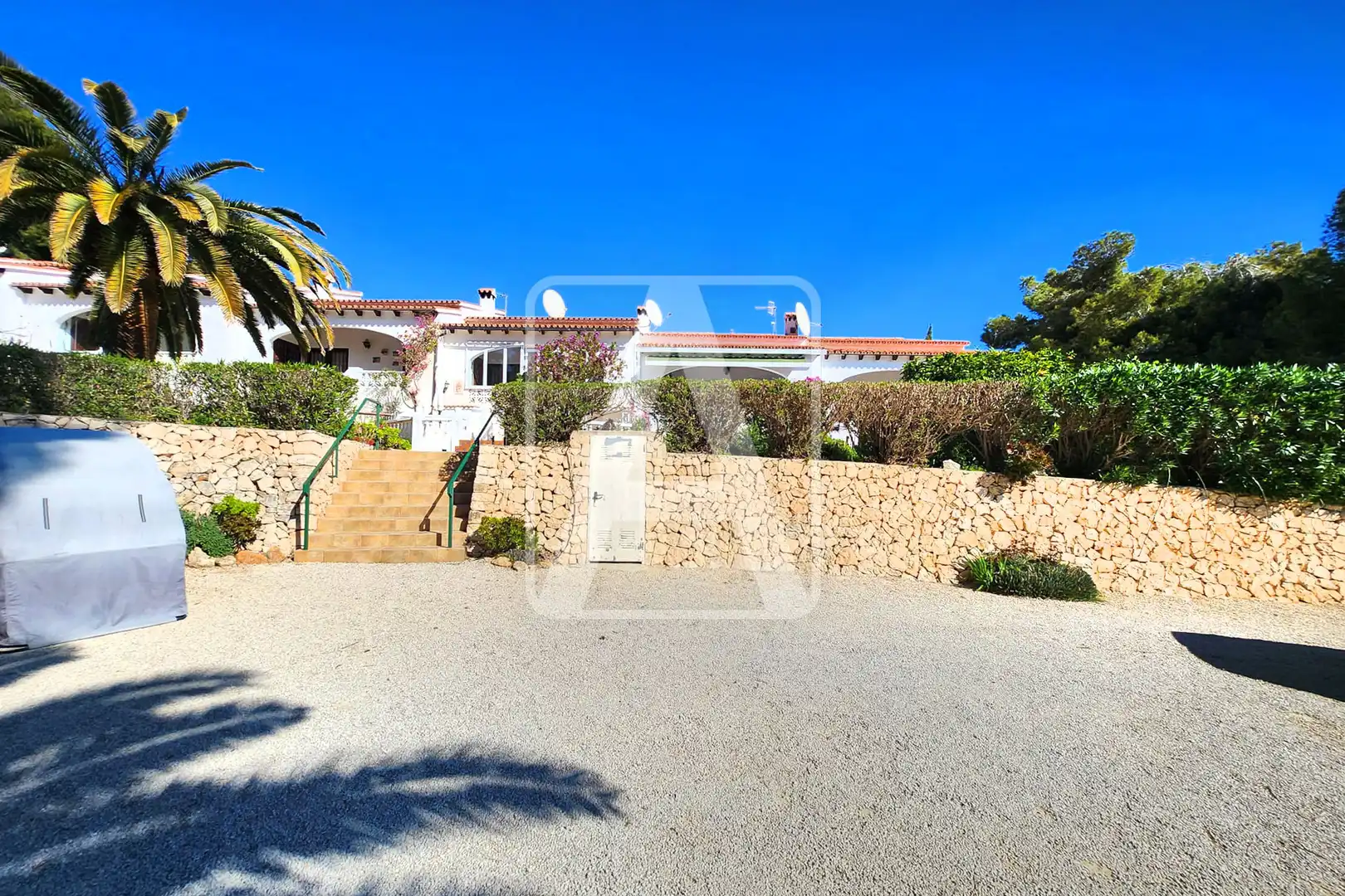 Vista exterior de Casa adosada en venda en Benissa amb Aire condicionat, Calefacció i Jardí privat
