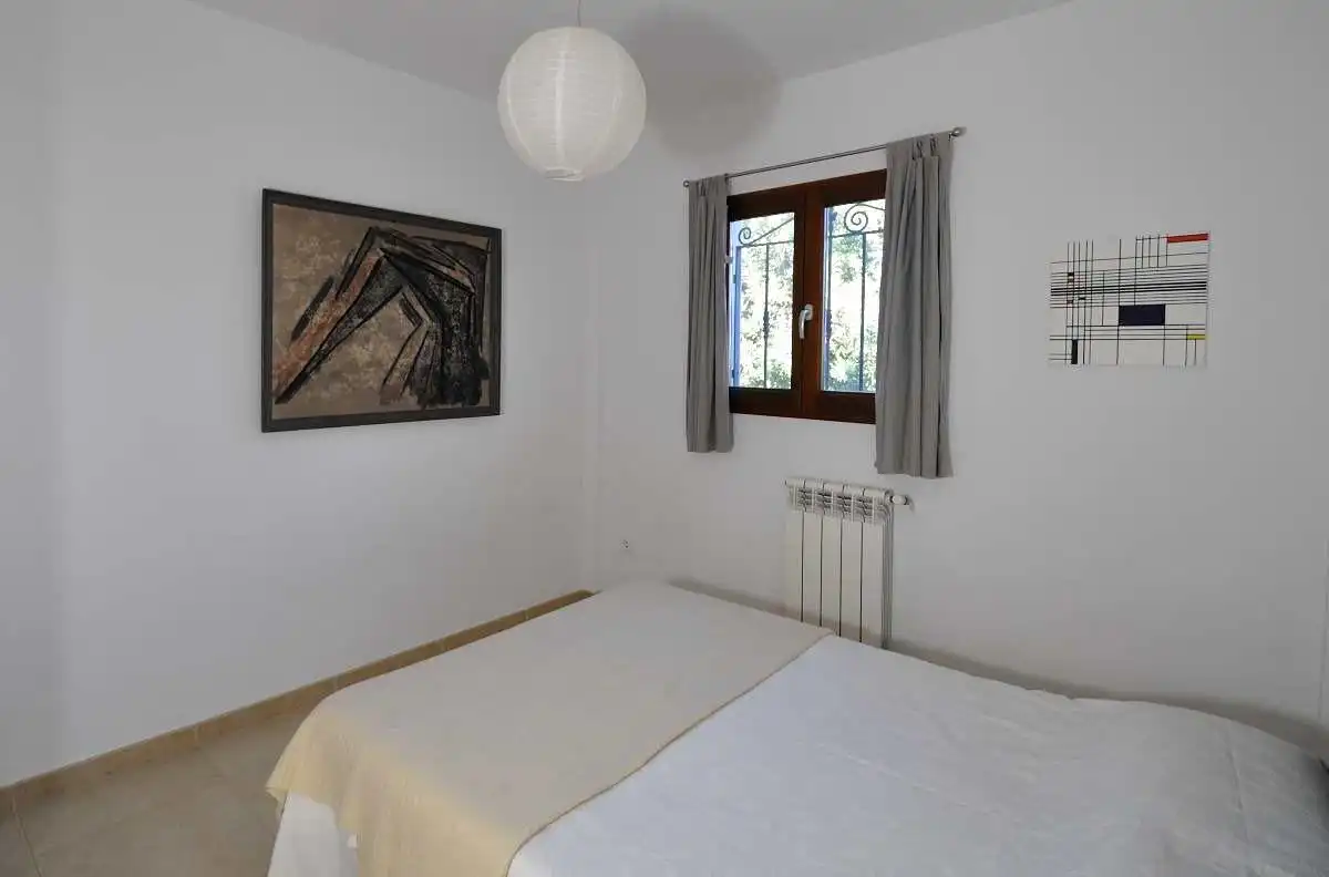 Dormitori de Casa o xalet en venda en Cervera del Maestre amb Aire condicionat, Calefacció i Jardí privat