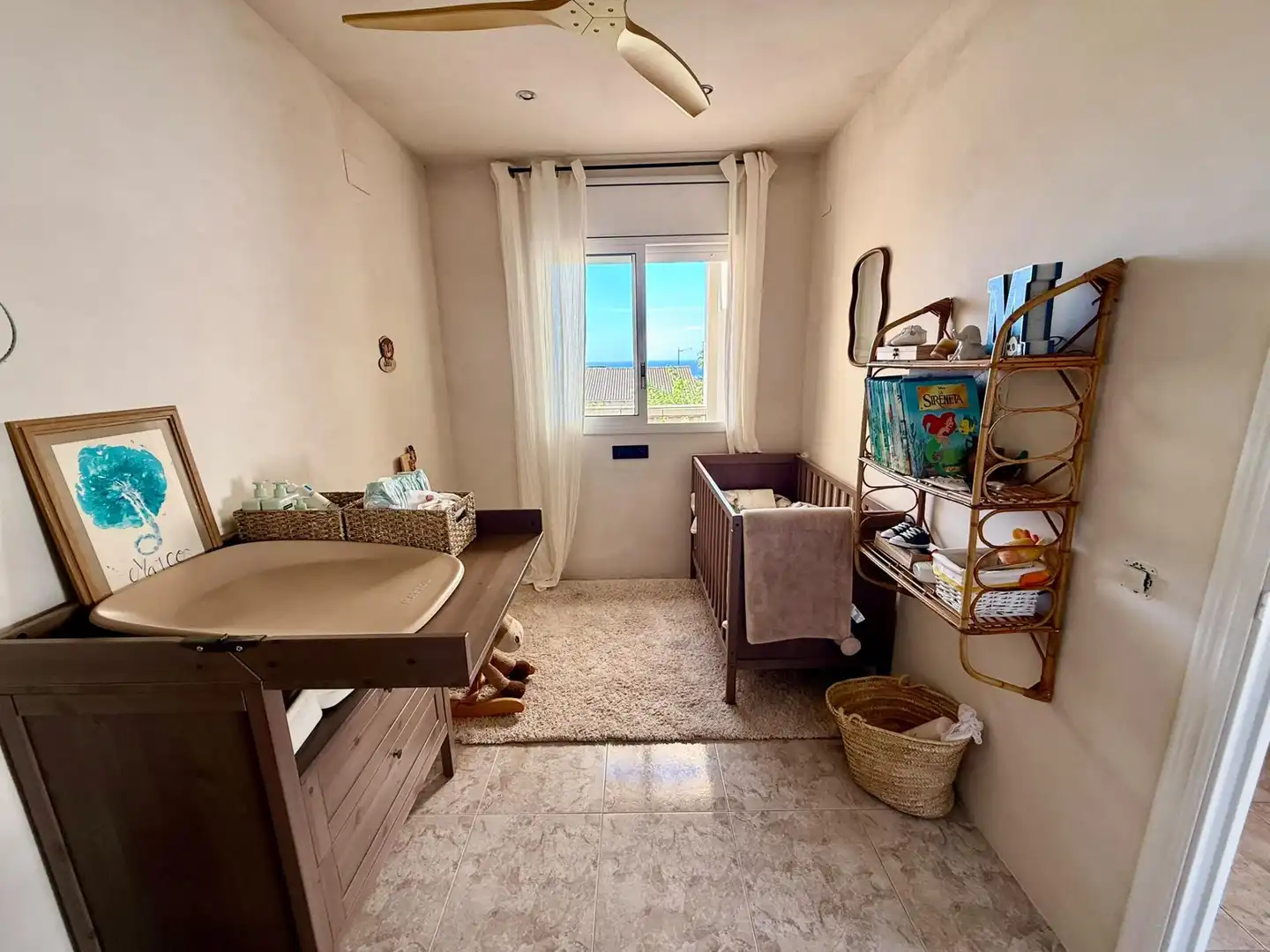Habitación de Casa adosada en venta en Calafell con Aire acondicionado, Calefacción y Terraza