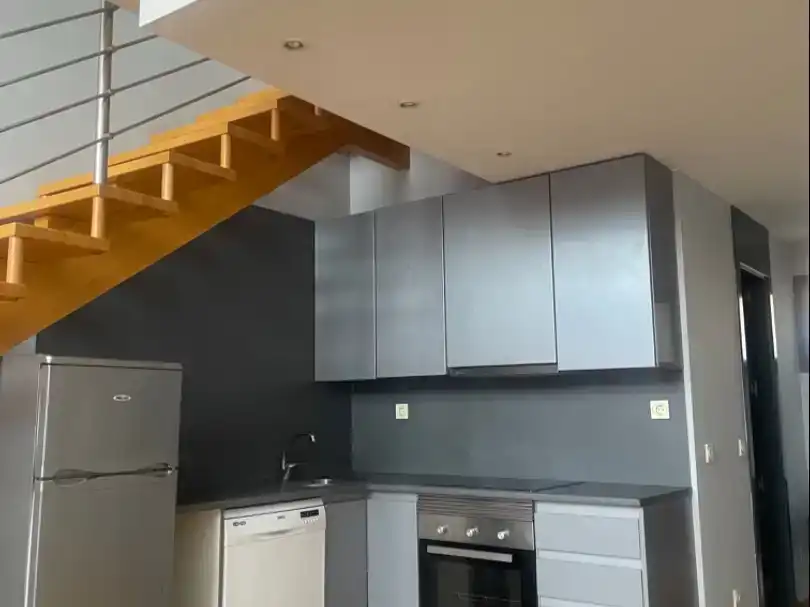 Cuina de Pis de lloguer en Alcorcón amb Aire condicionat