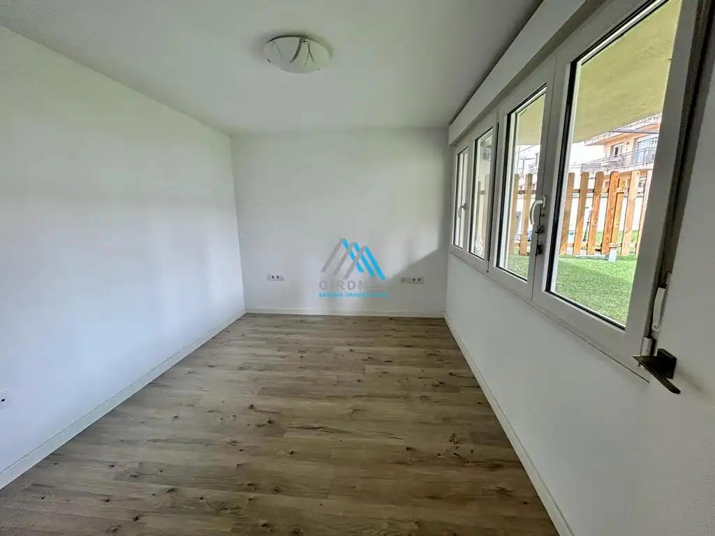 Schlafzimmer von Wohnung zum Verkauf in Santa Cristina d'Aro mit Heizung und Terrasse