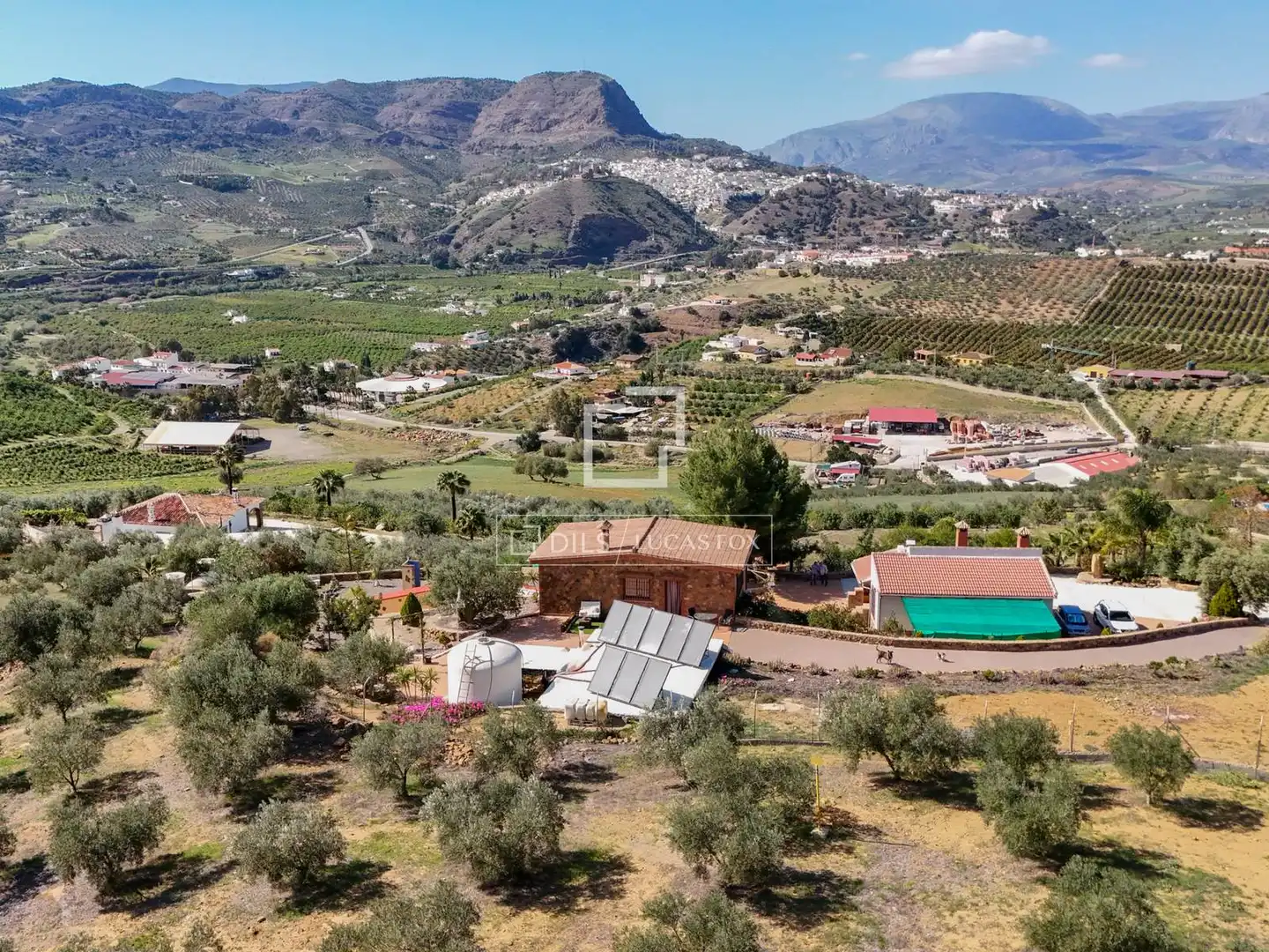 Vista exterior de Finca rústica en venda en Ardales amb Aire condicionat, Terrassa i Traster