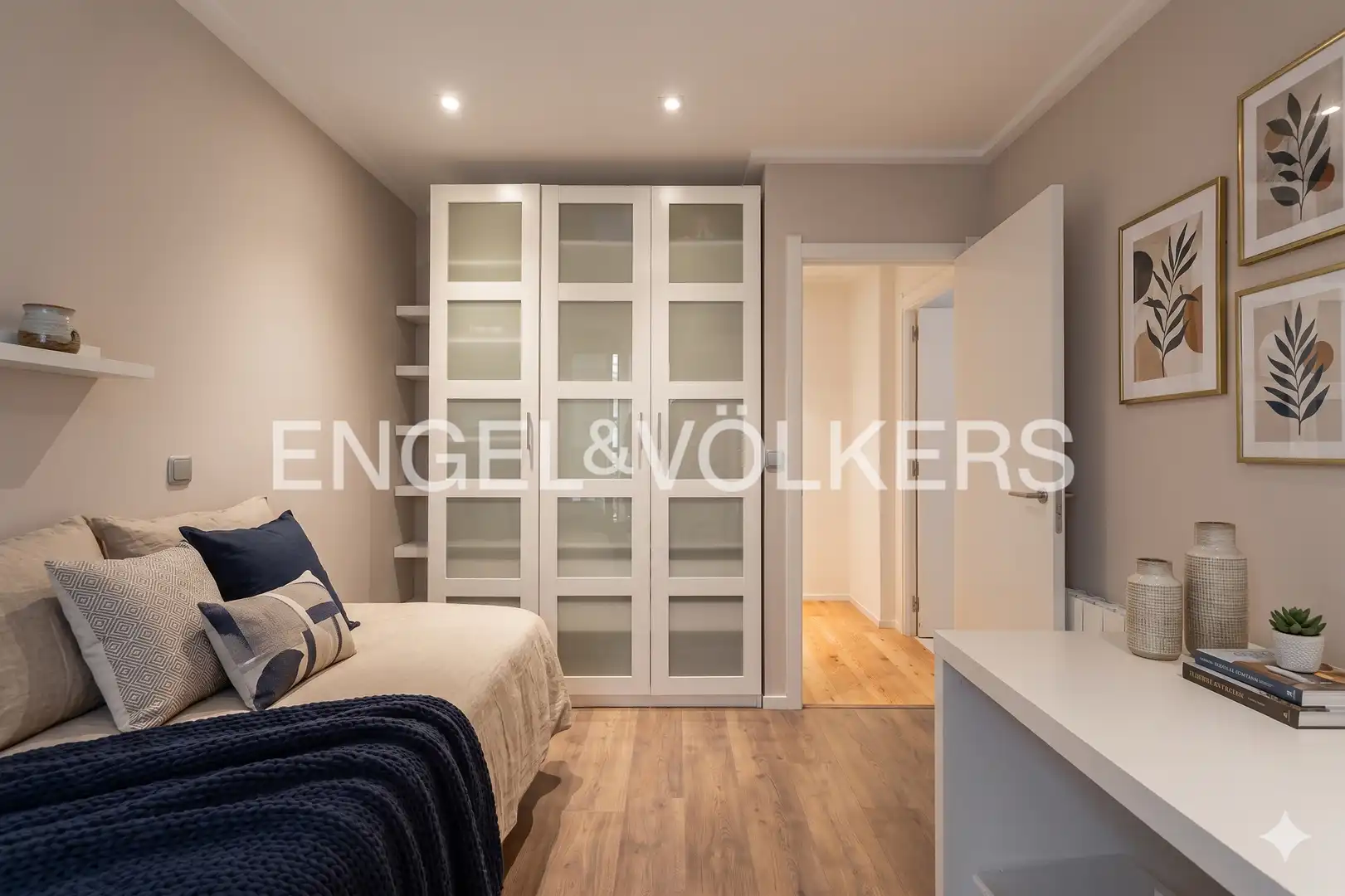 Bedroom of Flat for sale in Donostia - San Sebastián   with Heating and Balcony