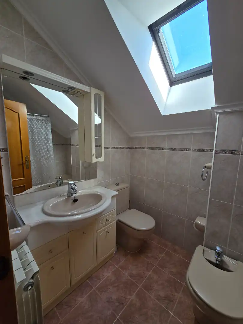 Bathroom of Attic for sale in Meruelo  with Heating, Terrace and Furnished