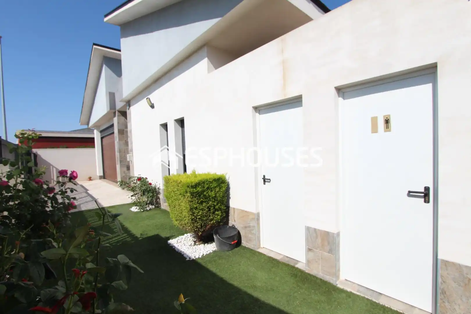 Vista exterior de Casa o chalet en venta en Daya Nueva con Aire acondicionado, Calefacción y Terraza