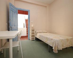 Bedroom of Apartment to share in  Sevilla Capital  with Air Conditioner, Furnished and Washing machine