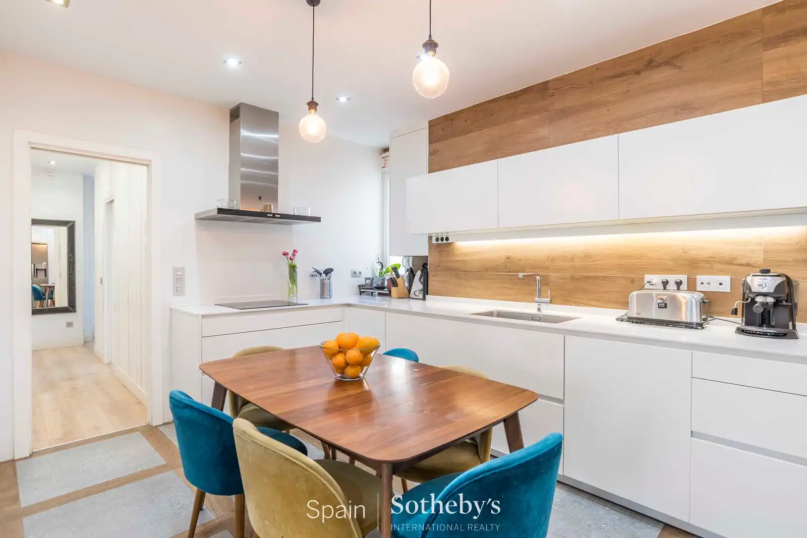 Cuina de Apartament en venda en Madrid amb Aire condicionat, Calefacció i Terrassa