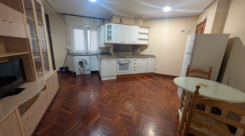 Foto 2 de Pis de lloguer a Calle Los Encinares, Alisal - San Román, Santander