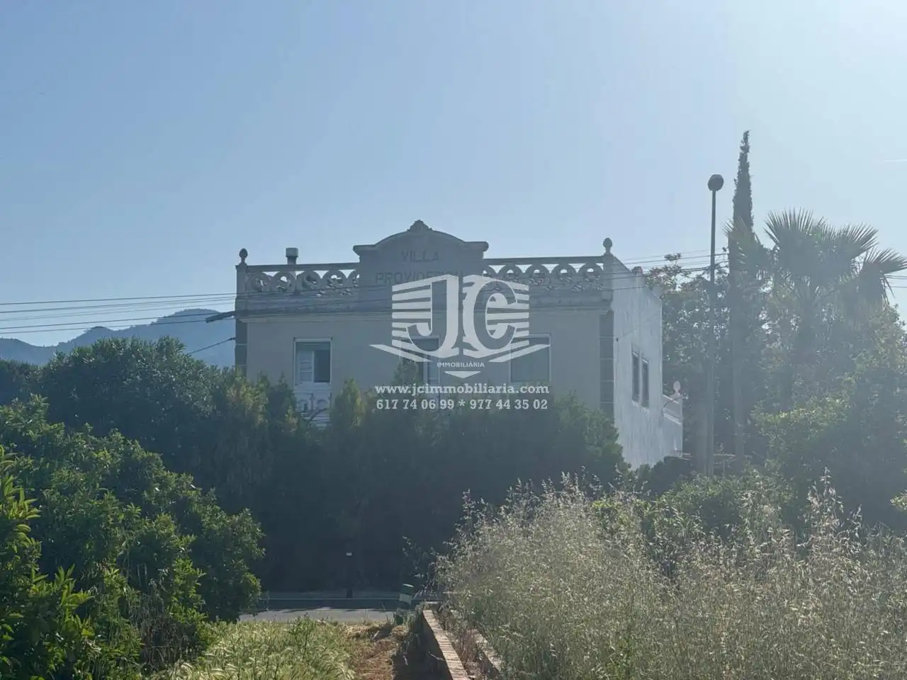 Vista exterior de Casa o xalet en venda en Tortosa amb Aire condicionat, Jardí privat i Parquet