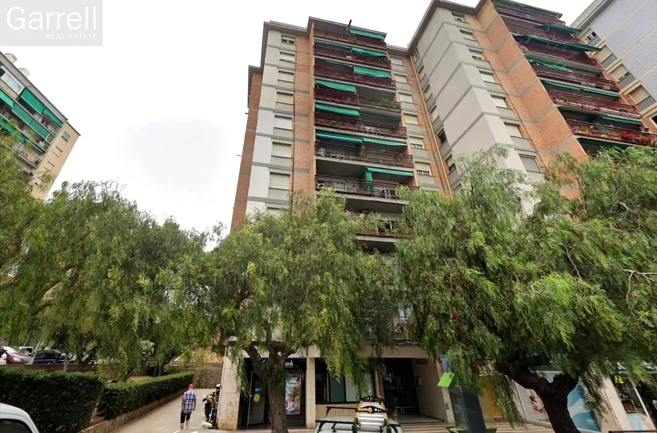 Vista exterior de Pis en venda en El Masnou