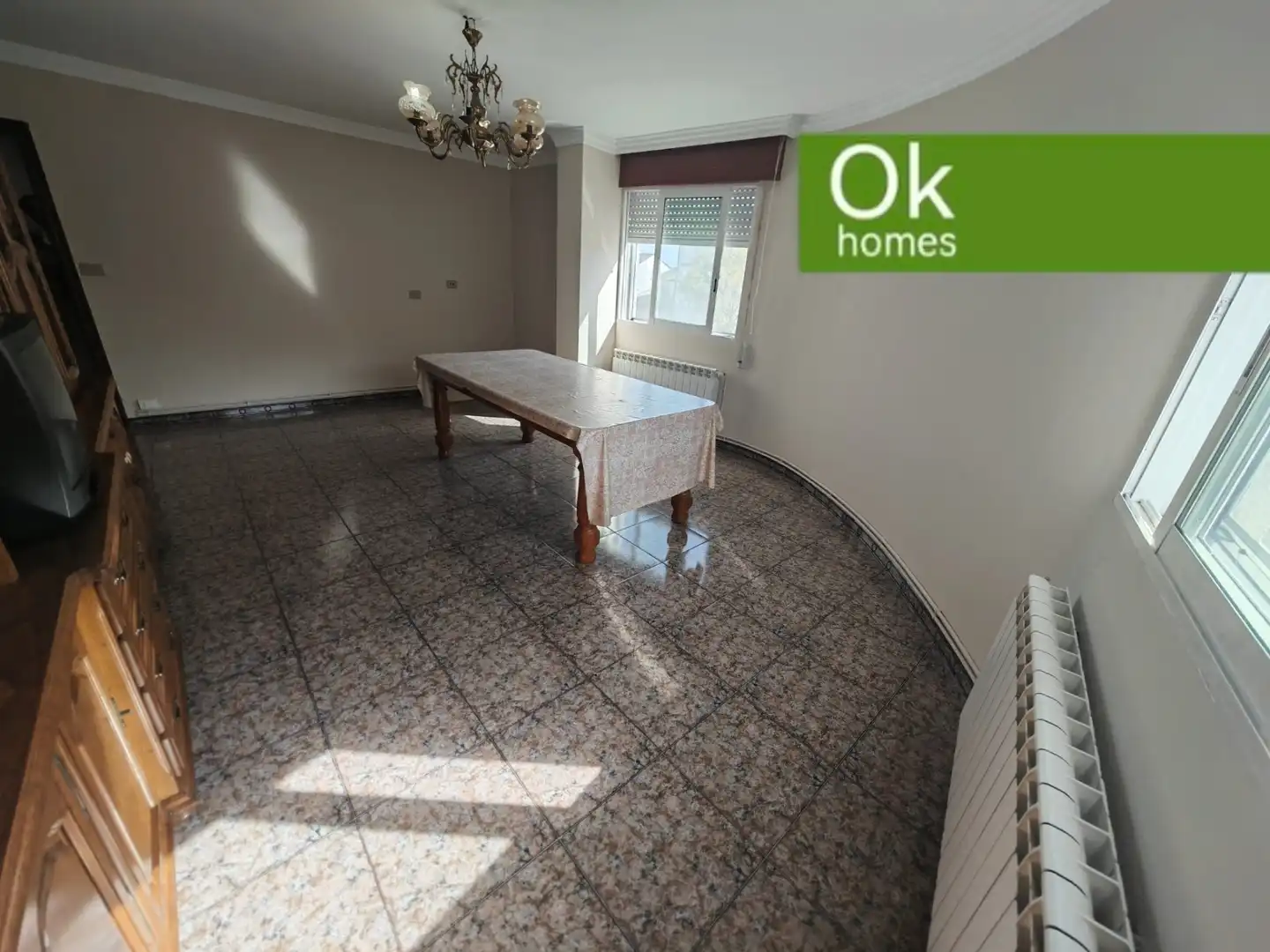 Comedor de Casa o chalet en venta en Friol con Calefacción, Jardín privado y Trastero