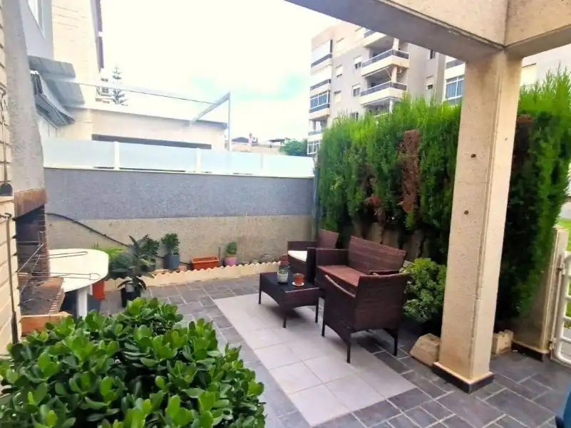 Wohnung mit Garten zum Verkauf in Carrer Sant Antoni 20