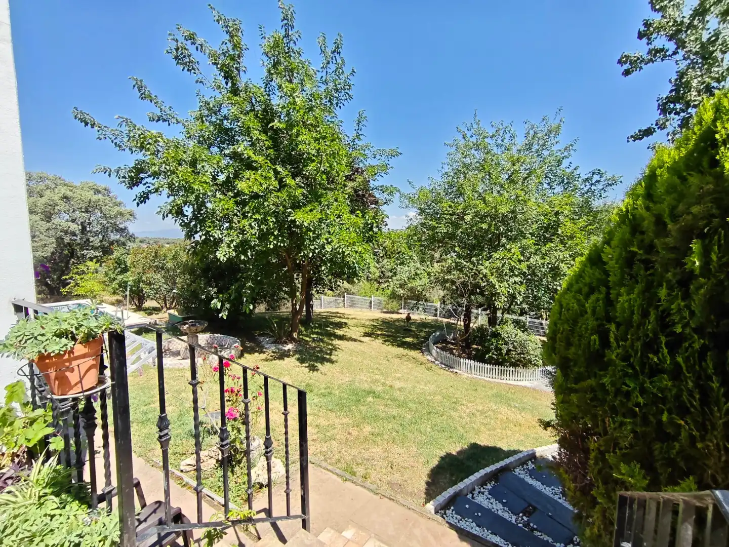 Jardín de Casa o chalet en venta en Sevilla la Nueva con Aire acondicionado, Calefacción y Jardín privado