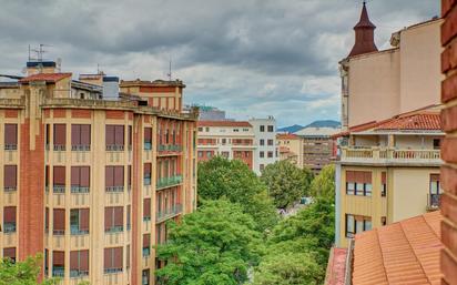 Exterior view of Flat for sale in  Pamplona / Iruña  with Balcony