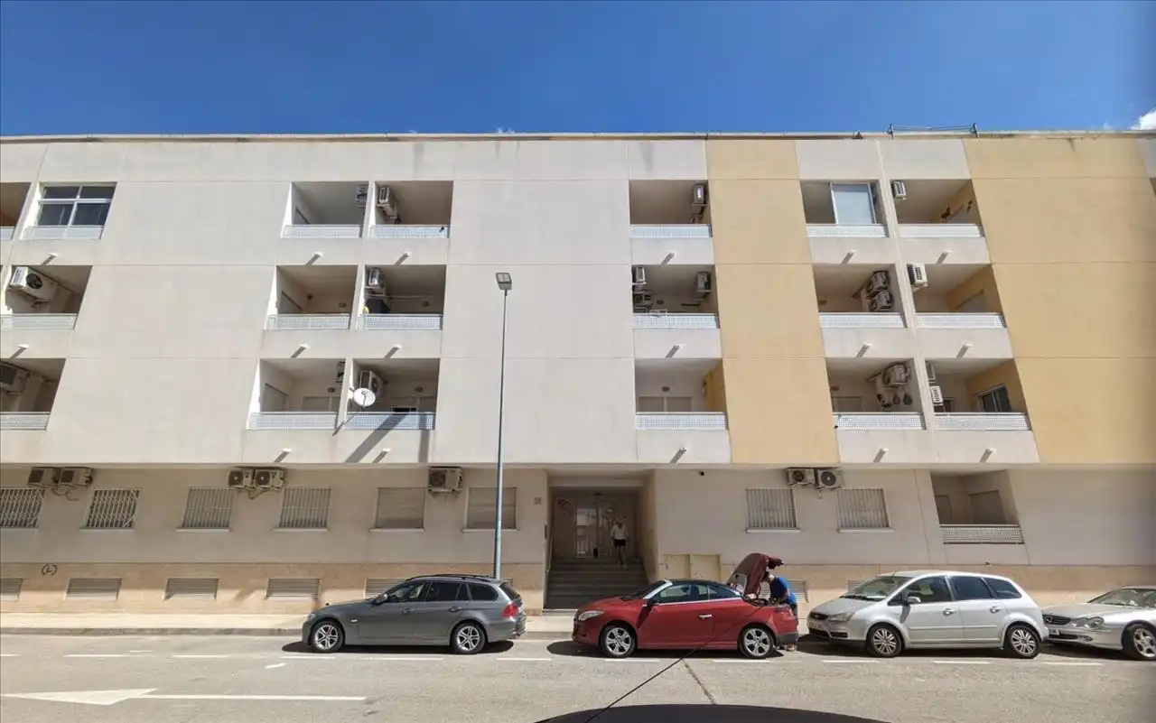 Vista exterior de Piso en venta en Almoradí
