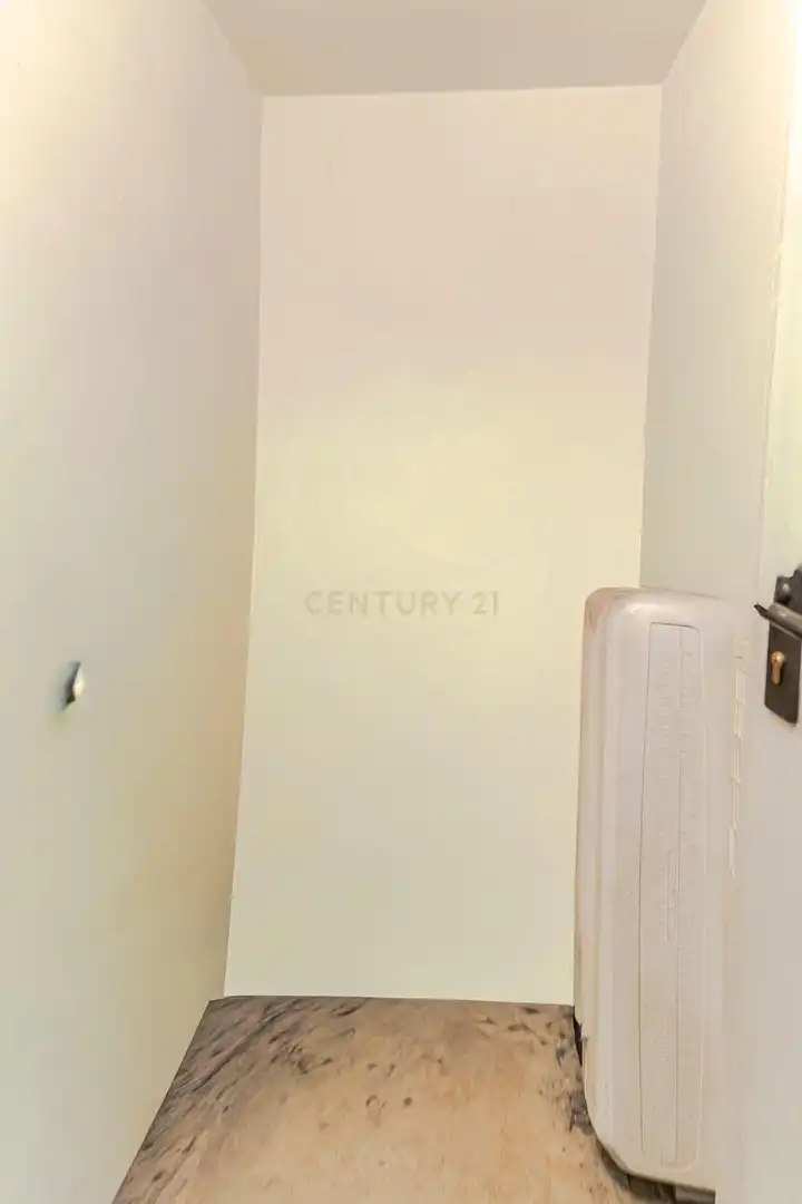 Vista exterior de Apartament en venda en Granada amb Aire condicionat, Traster i Piscina