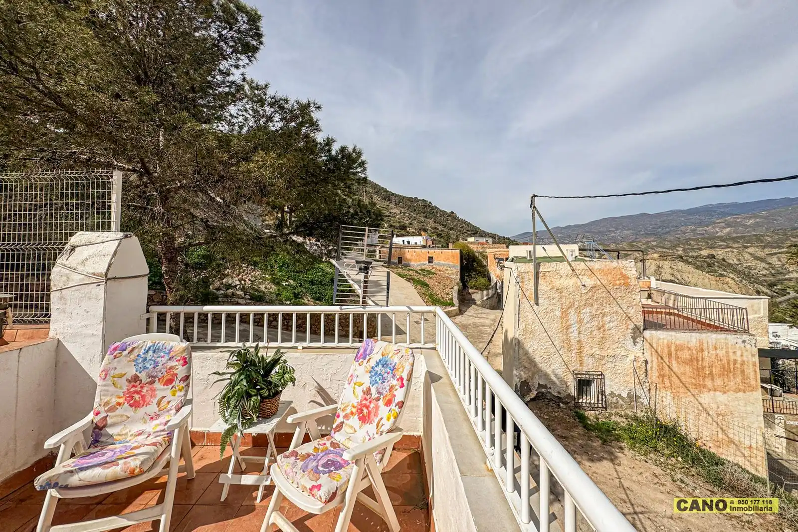 Vista exterior de Casa o chalet en venta en Instinción con Terraza y Trastero