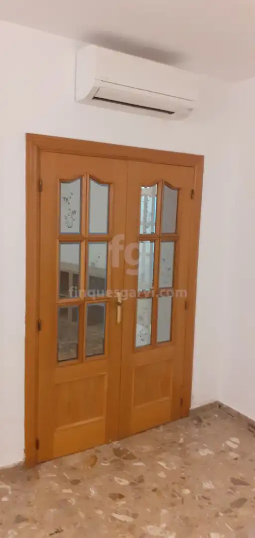 Wohnung zur Miete in L'Hospitalet de Llobregat mit Klimaanlage und Balkon