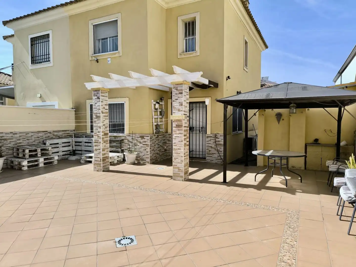 Terraza de Casa o chalet en venta en Málaga con Aire acondicionado, Calefacción y Jardín privado