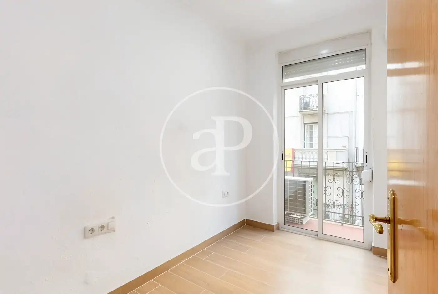 Balcony of Flat for rent in Valencia  with Air Conditioner, Heating and Furnished