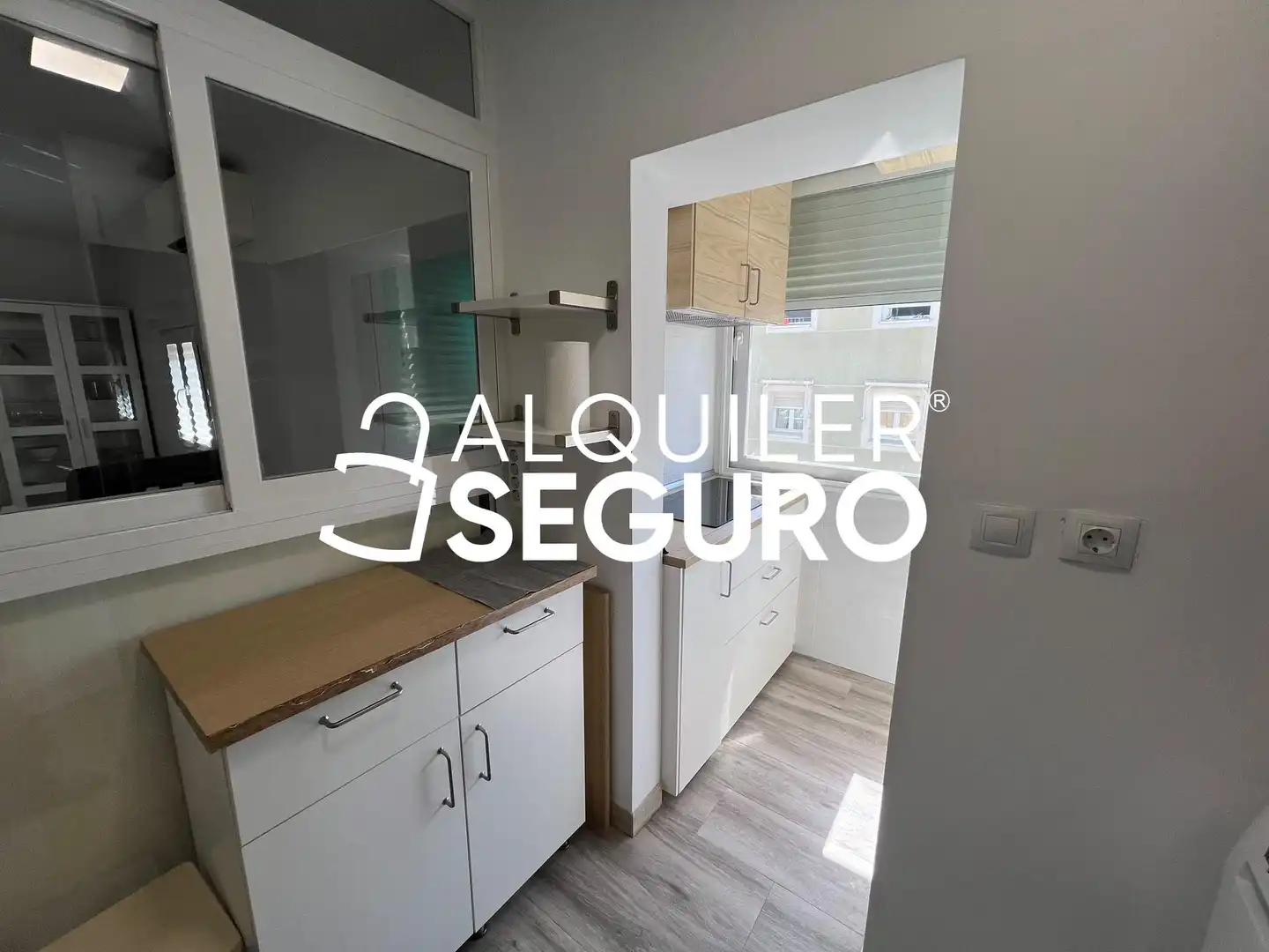 Cocina de Piso de alquiler en Madrid con Aire acondicionado, Calefacción y Amueblado