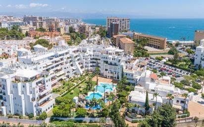 Vista exterior de Dúplex en venda en Torremolinos amb Aire condicionat, Terrassa i Traster