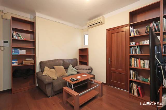 Piso en Venta en El Poble Sec - Parc de Montjuïc