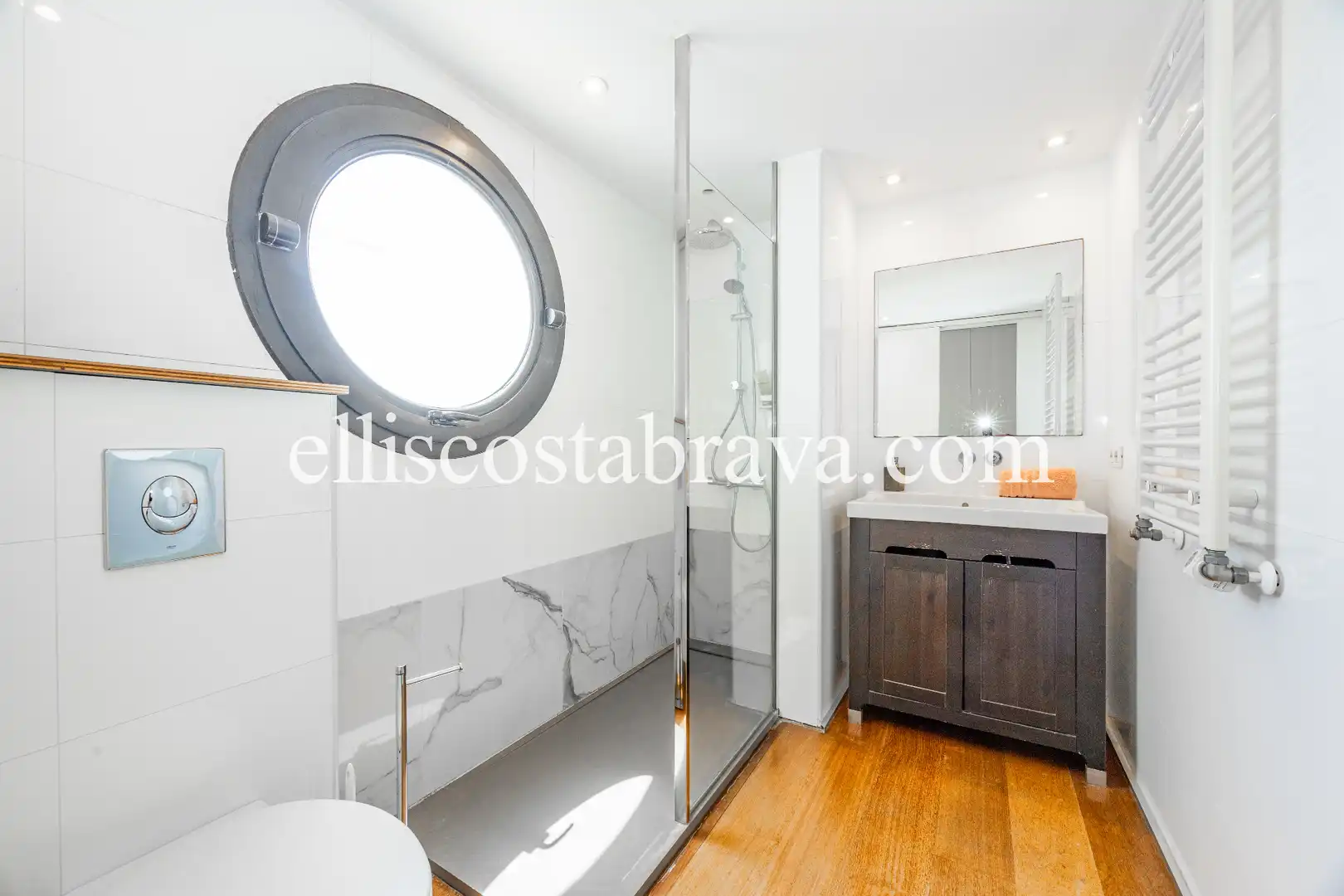 Baño de Ático en venta en Palamós con Aire acondicionado, Calefacción y Parquet