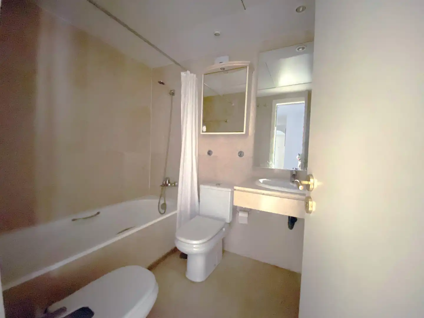 Bathroom of Apartments for sale in Manilva  with Private garden, Terrace and Storage room