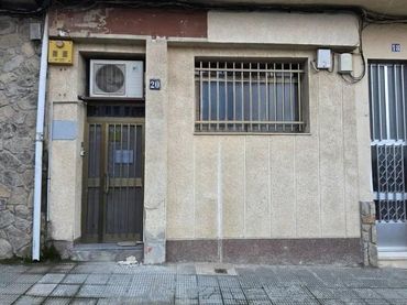 Locale commerciale in vendita a Casas del Castañar