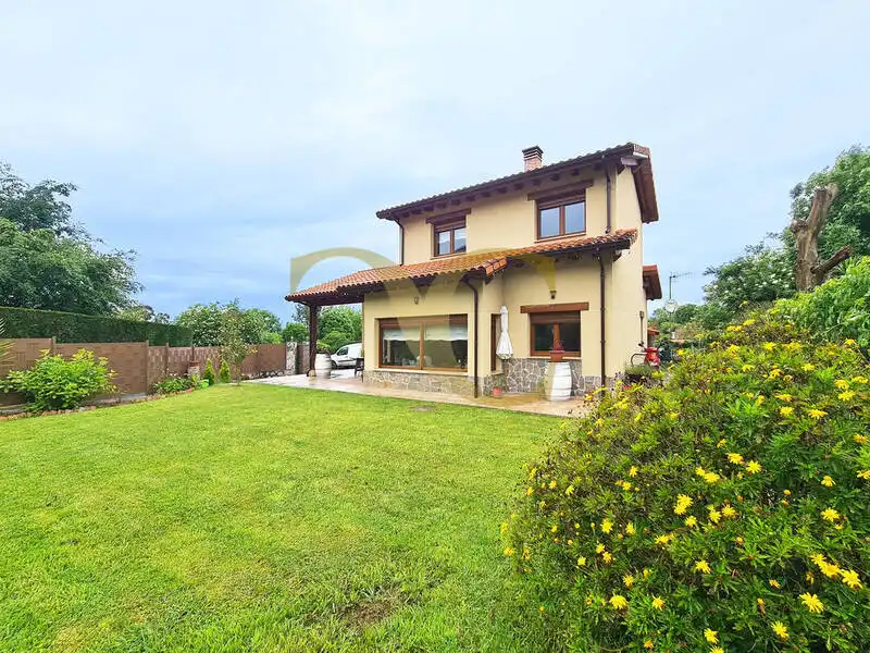 Chalet con jardín en venta en La Pesa de Pria, imagen 3