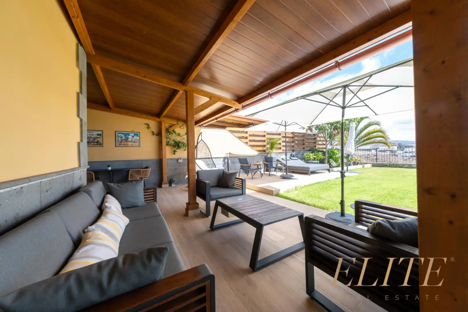 Terrassa de Casa o xalet en venda en Salobre Golf