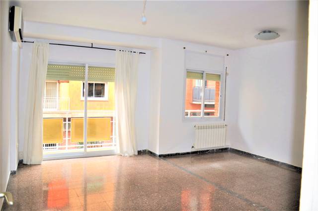 Piso en Venta en Carrer de l'Art en El Guinardó