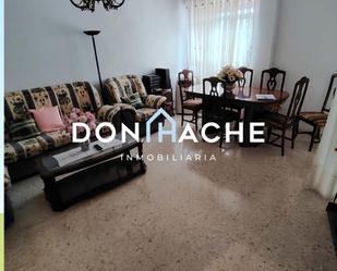 Living room of Flat for sale in Mérida  with Terrace, Storage room and Furnished