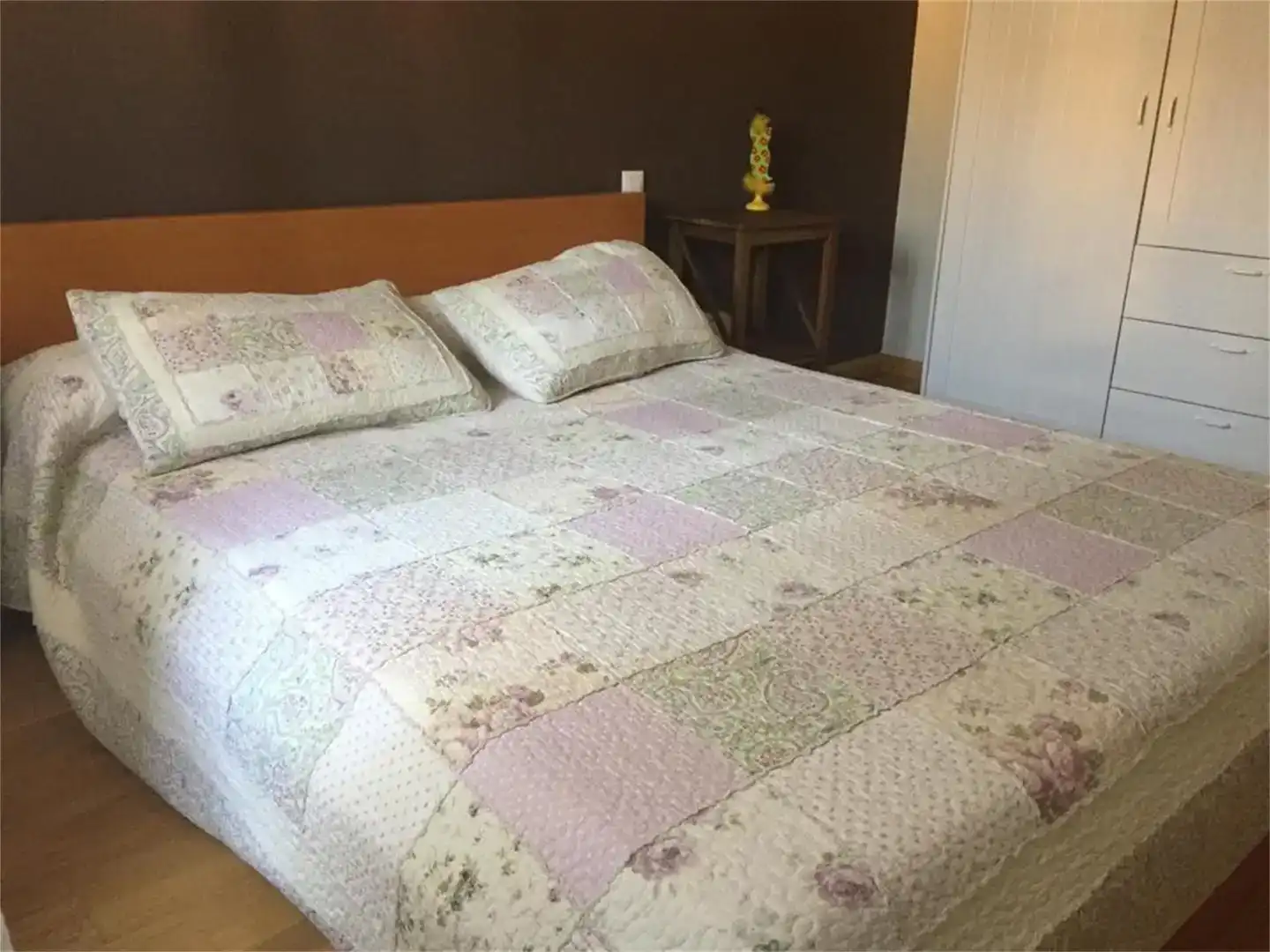 Habitación de Apartamento en venta en La Puebla de Castro con Parquet, Lavadora y Balcón