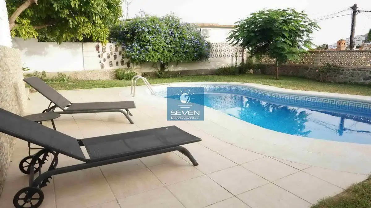 Villa con piscina in vendita a Los Almendros, imagen 30