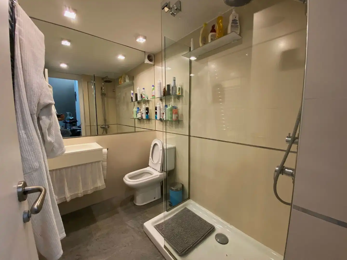 Badezimmer von Loft zum Verkauf in Madrid mit Klimaanlage, Heizung und Möbliert