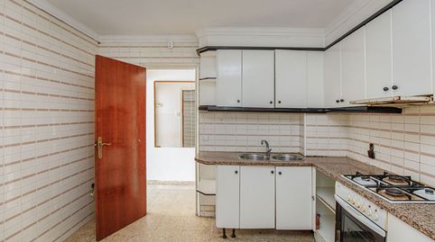 Foto 5 de Piso en venta en C/ Torres I Bages, Centre, Salt