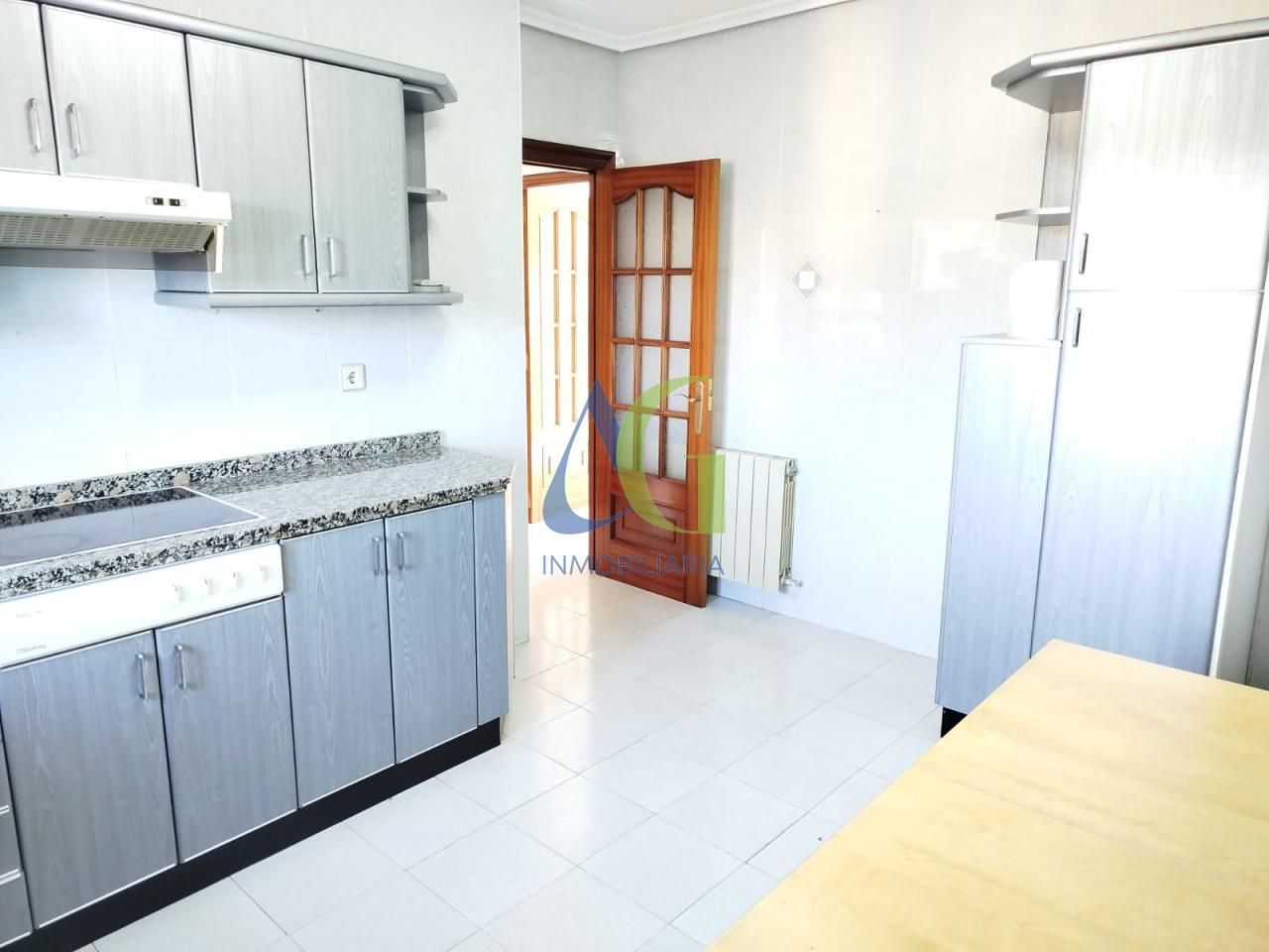 Kitchen of Flat for sale in León Capital   with Heating and Storage room