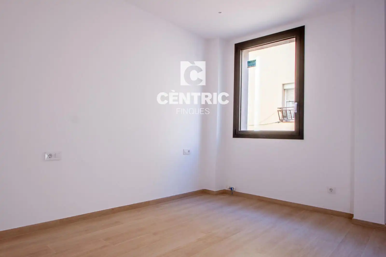Einfamilien-Reihenhaus zum Verkauf in Barri del Centre