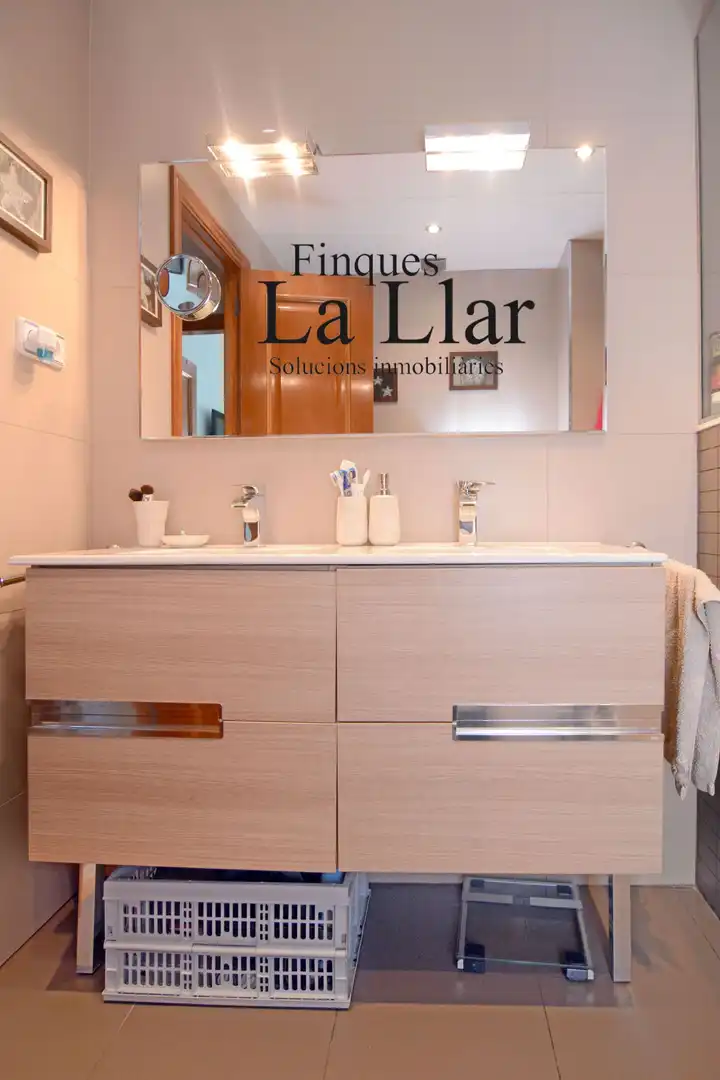 Baño de Casa adosada en venta en Gavà con Aire acondicionado y Calefacción